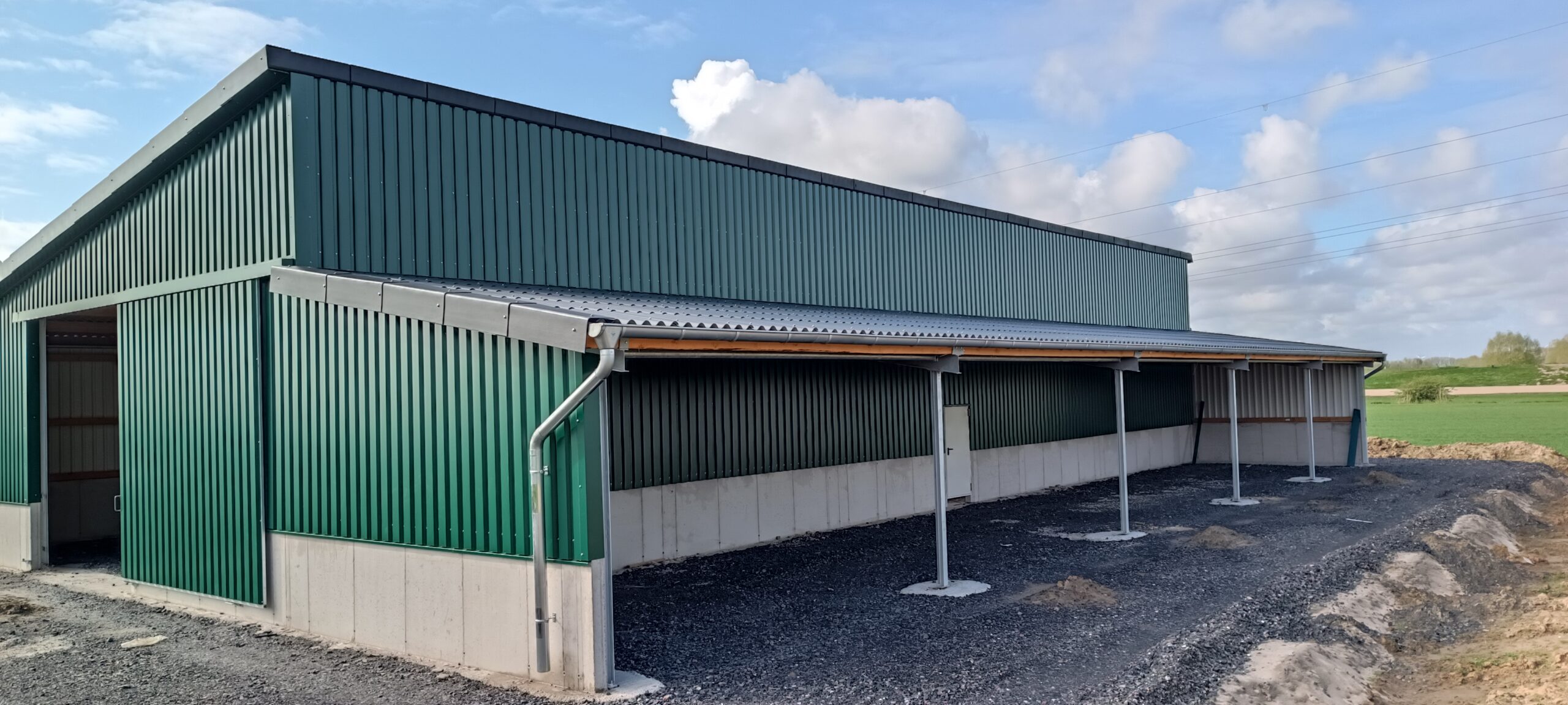 Maschinen und Gerätehallen